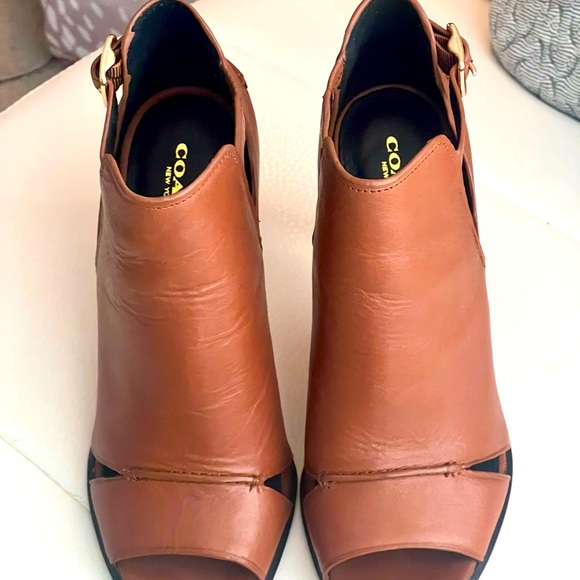 Coach Heeled Sandals - Picture 4 of 5